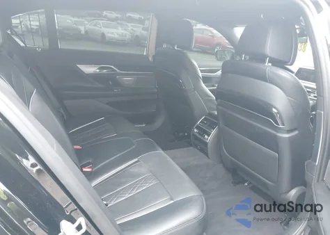 2021 BMW 740I z USA, uszkodzony, nr VIN WBA7T2C0XMCF73506